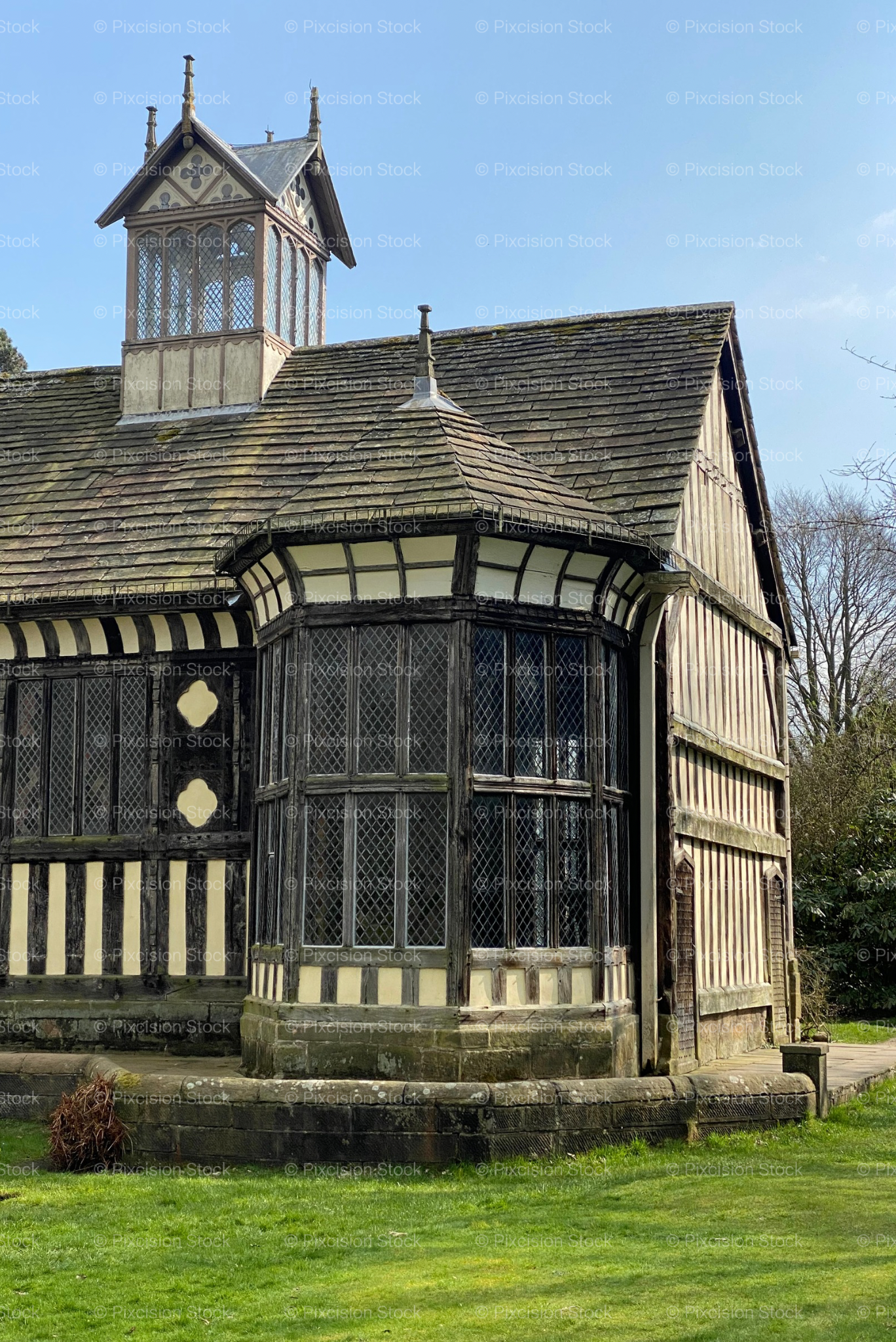 Rufford Old Hall Lancashire – Tudor Timber-Framed Manor House Architecture Stock Photo